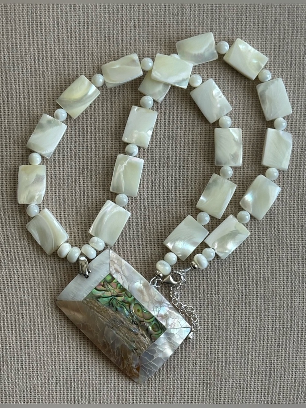 24-1/2 inch Mother of Pearl necklace NWOT